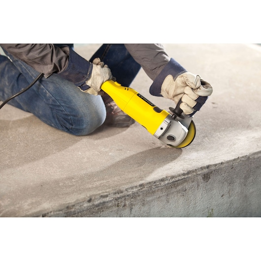ESMERILADORA ANGULAR MANGO LARGO DE 4 1/2" (115MM) DE 1000W